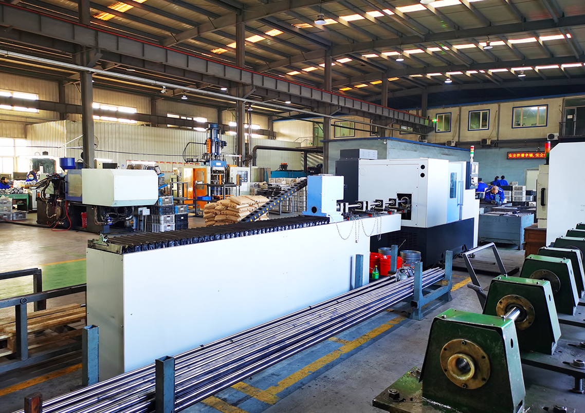 奧鵬汽車零部件生產(chǎn)設(shè)備 - 1