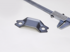 寶沃BX5前下橫向穩(wěn)定桿支架 零件號(hào)：V700001196