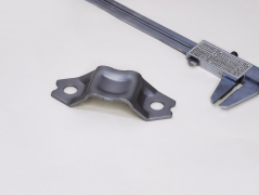 大眾高爾夫車型前下橫向穩(wěn)定桿支架 零件號：